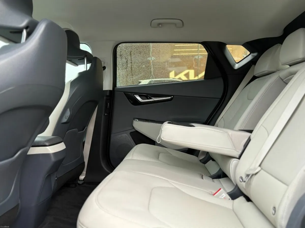 Kia EV6 Earth - Image 4