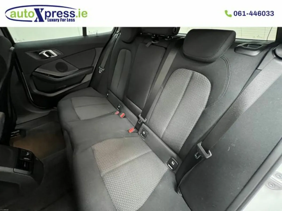 BMW 1-Series 118D PLAY Automatic - Image 4