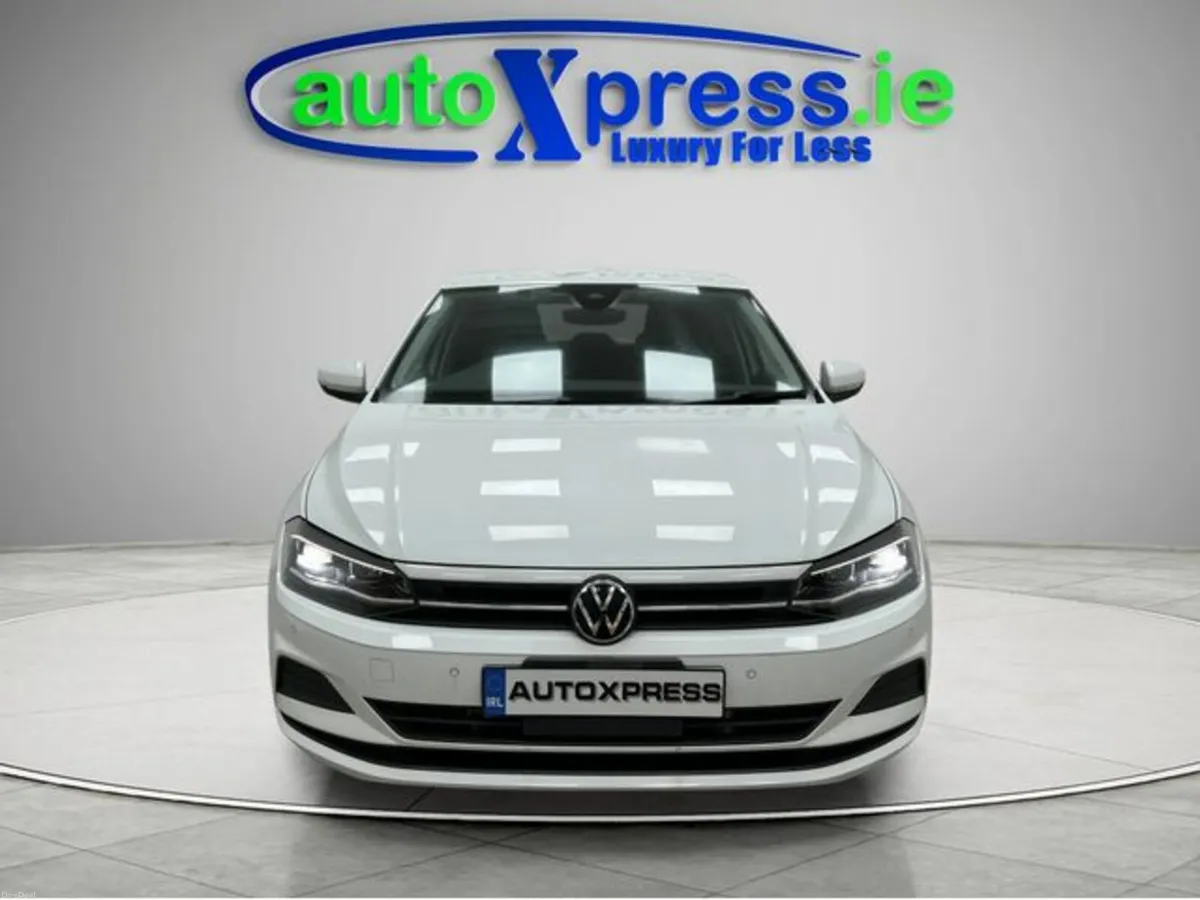 Volkswagen Polo 1.0 TSI Automatic, Reversing camer - Image 3