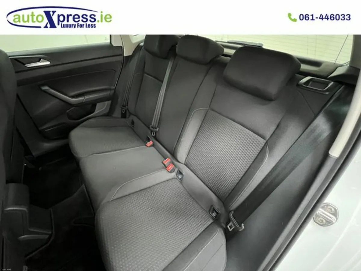 Volkswagen Polo TSI COMFORTLINE Automatic, Low mil - Image 4