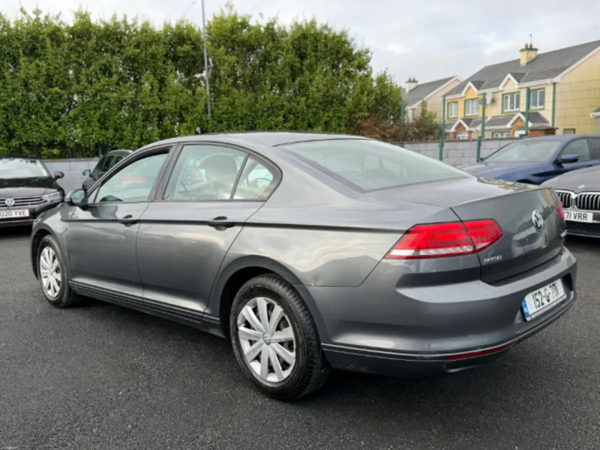Volkswagen Passat TL 1.6tdi M6F 120HP 4DR - Image 3