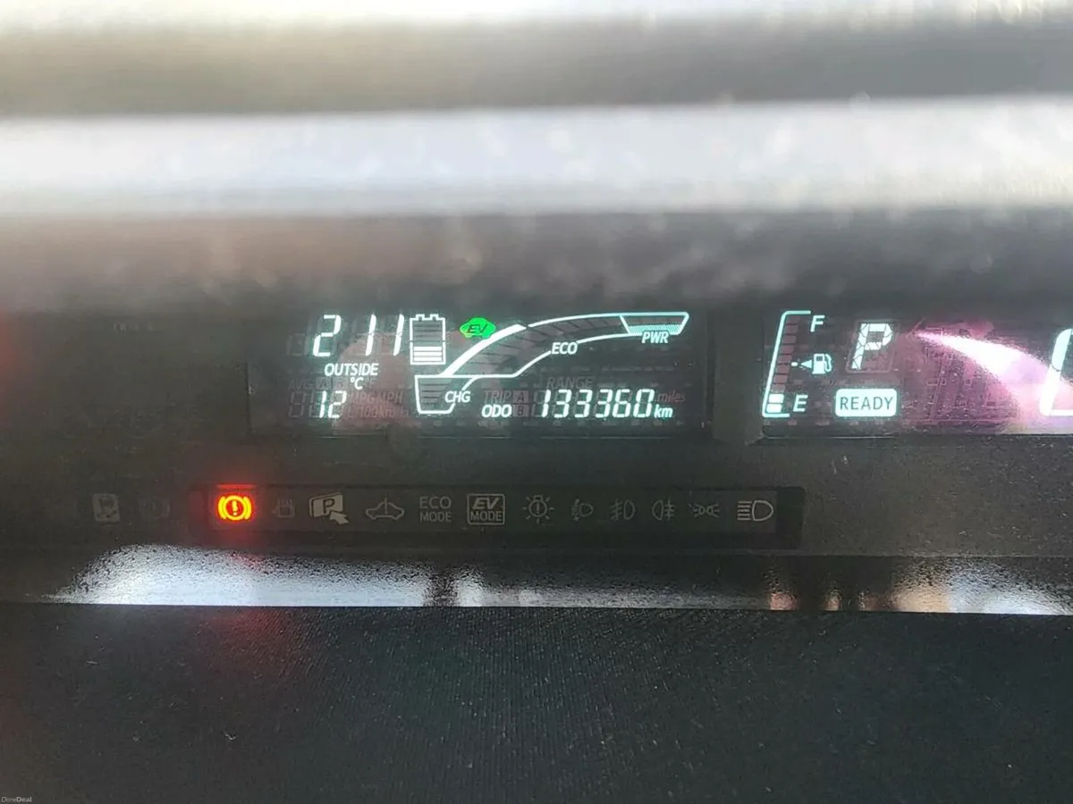 TOYOTA AQUA 2014 AUTOMATIC - Image 3