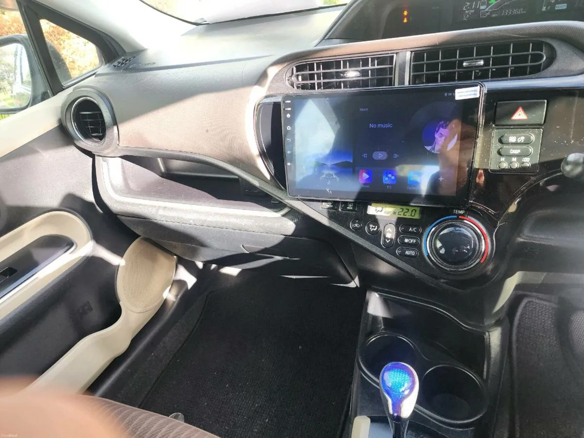 TOYOTA AQUA 2014 AUTOMATIC - Image 4