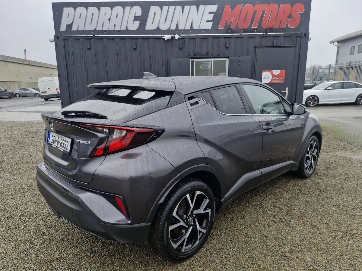 201 Toyota C-HR Sport - Image 4