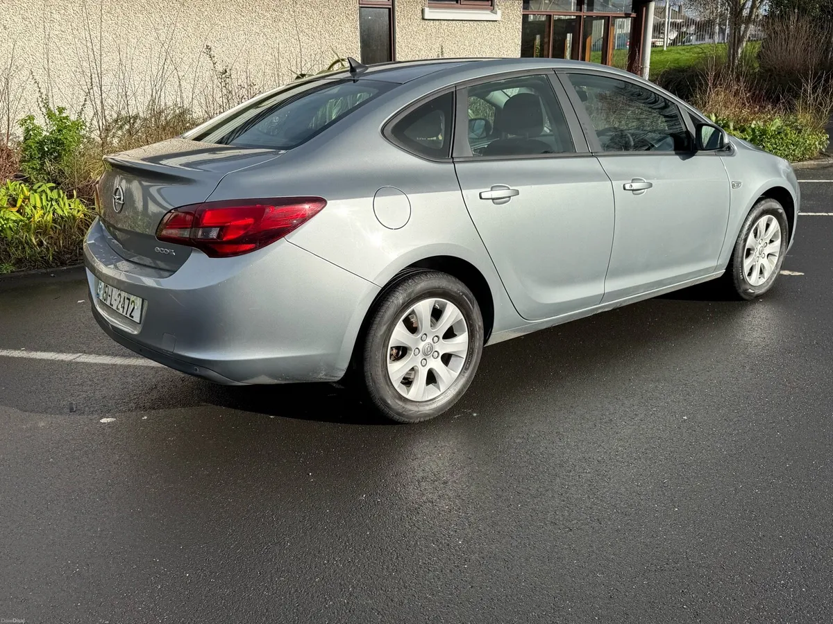 2015 Opel Astra 1.6 CDTI , NCT 07/26 TAX 02/26 - Image 2