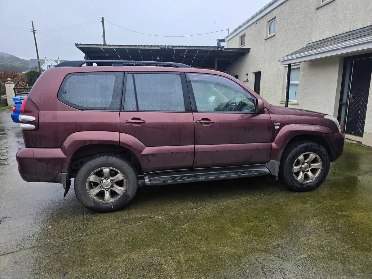 Toyota Land Cruiser 2007 - Image 3