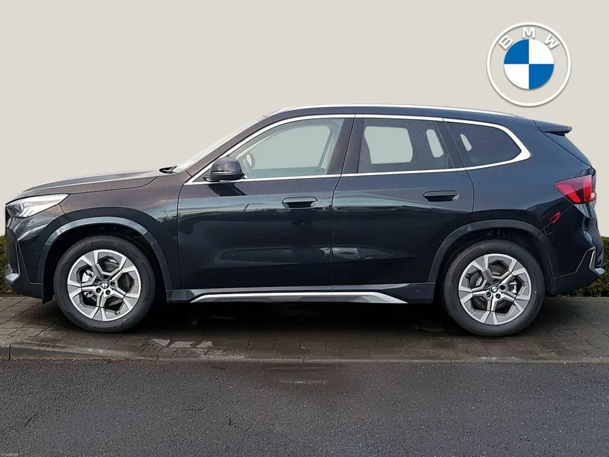 BMW iX1 iX1 eDrive20 xLine - Image 3