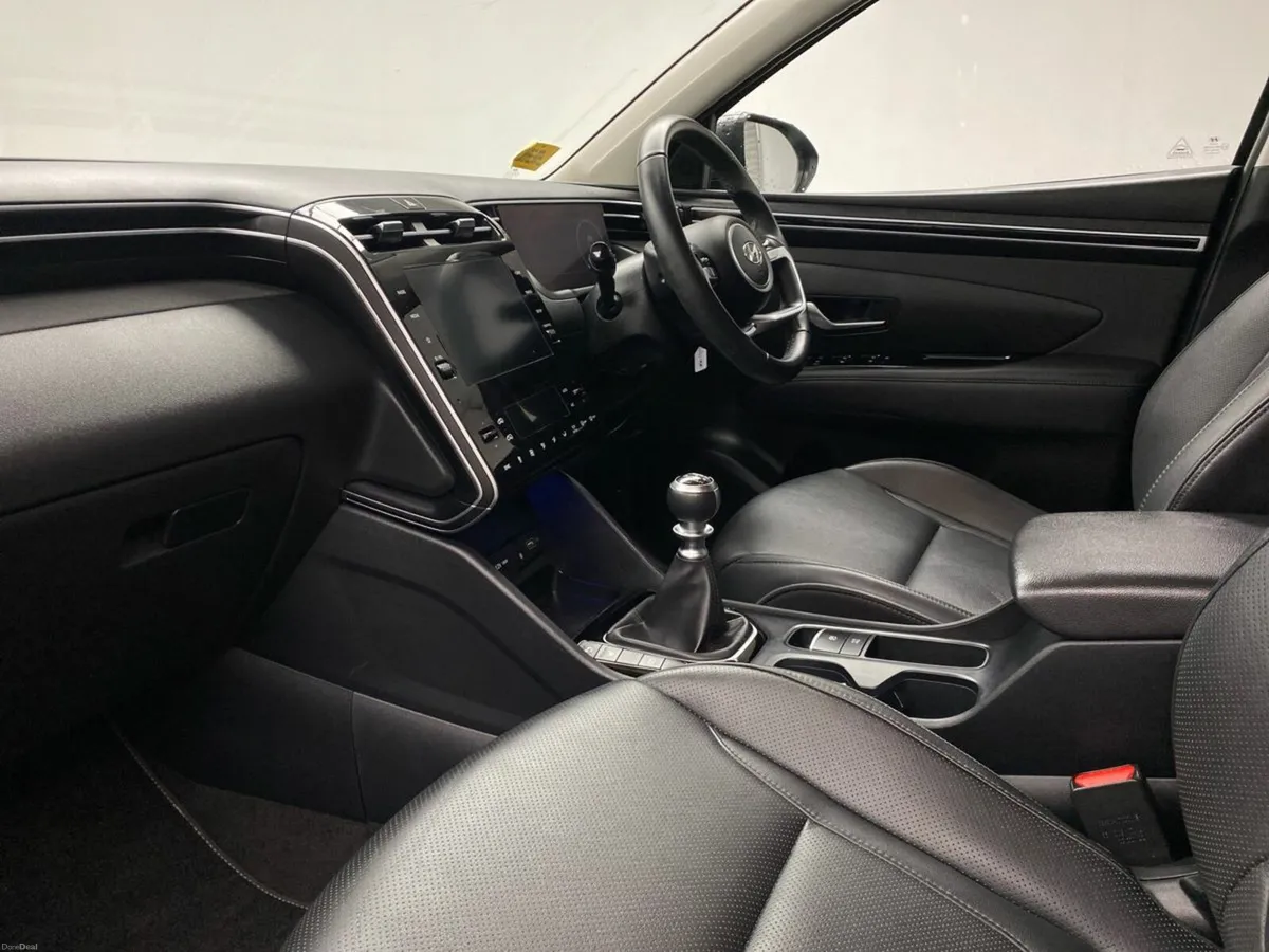 Hyundai Tucson 2WD Executive - Image 3