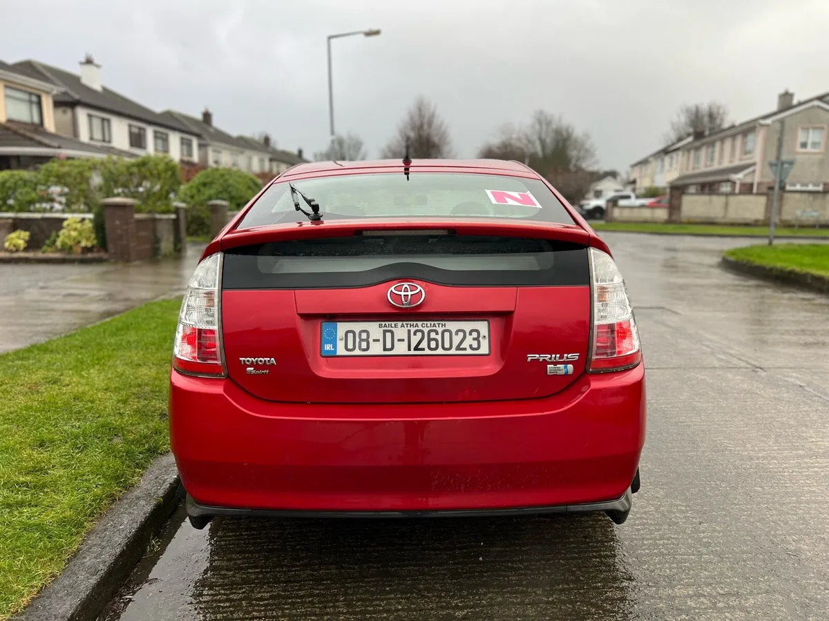 Toyota Prius - Image 3