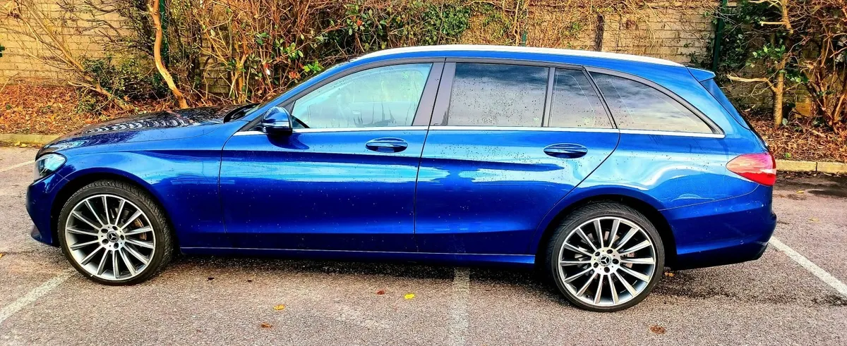 Mercedes-Benz C-Class 2018 - Image 2