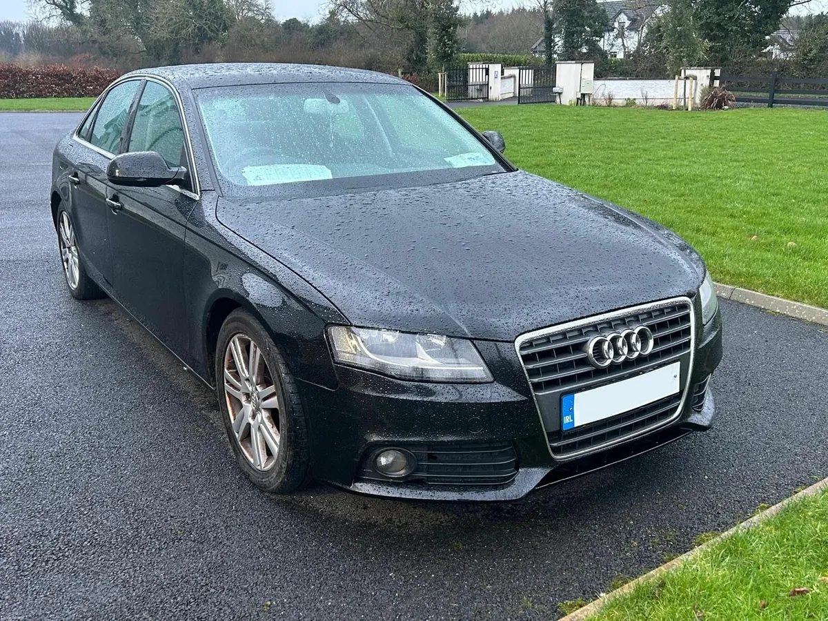 Audi A4 2010 - Image 1
