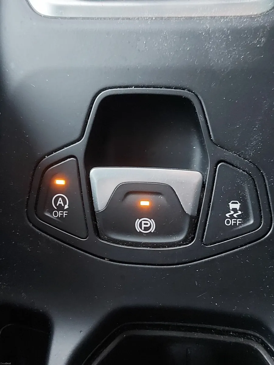 Jeep Renegade 2018 Longitude - Image 4