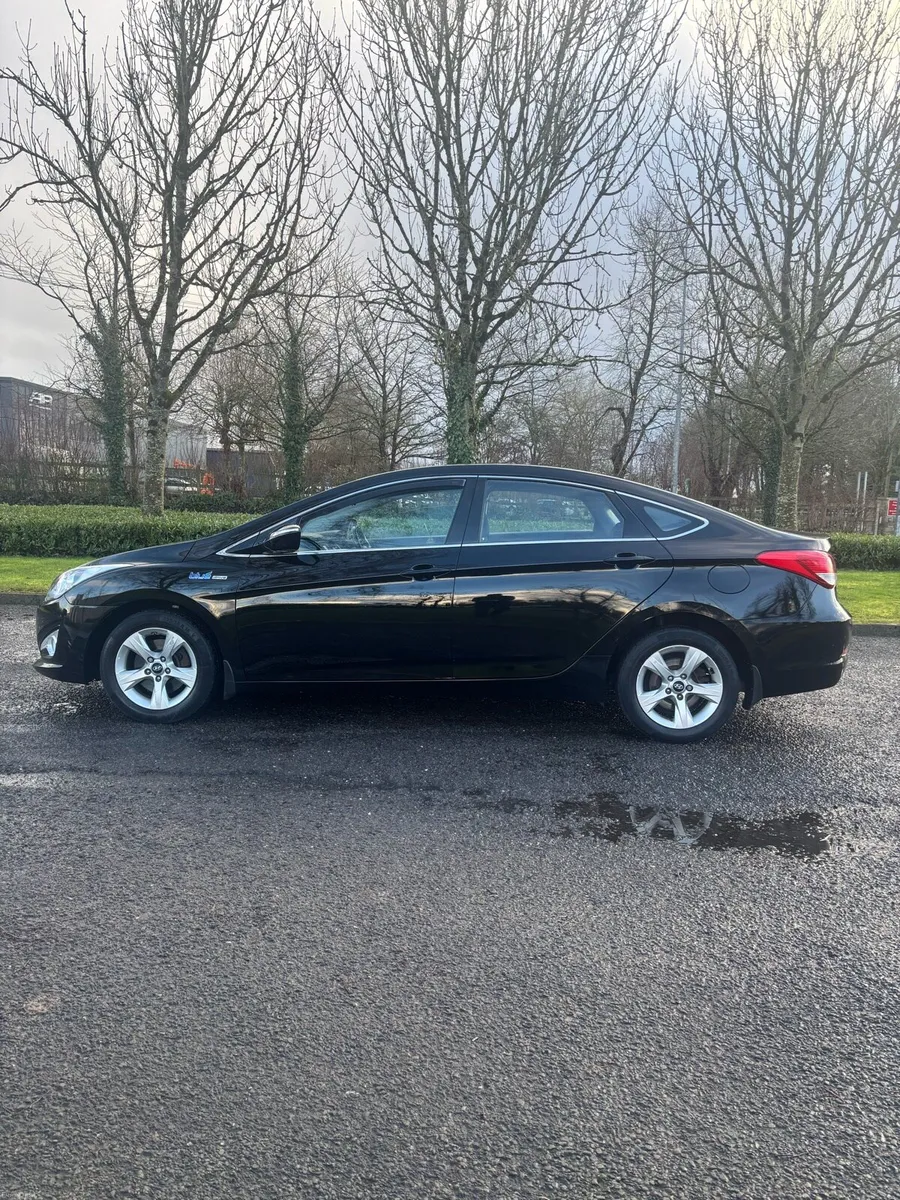 Hyundai I40 1.7CRDI Active Blue Driv 2015(New Nct) - Image 4