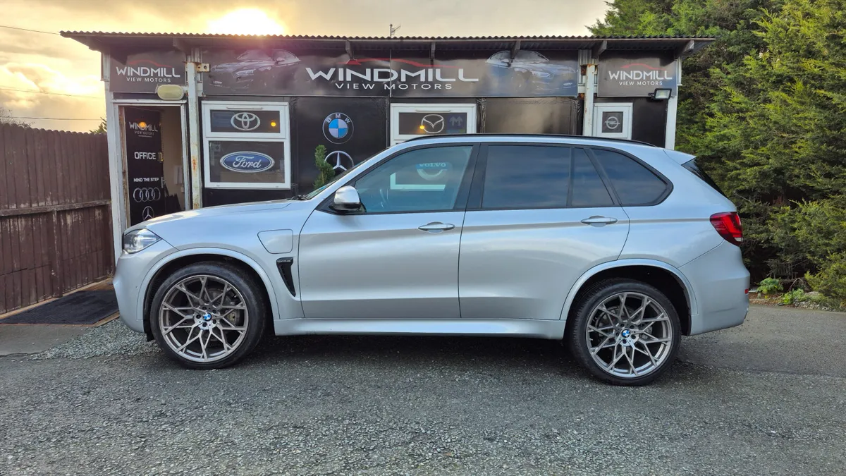 BMW X5 M-Sport Panoramic roof - Image 3