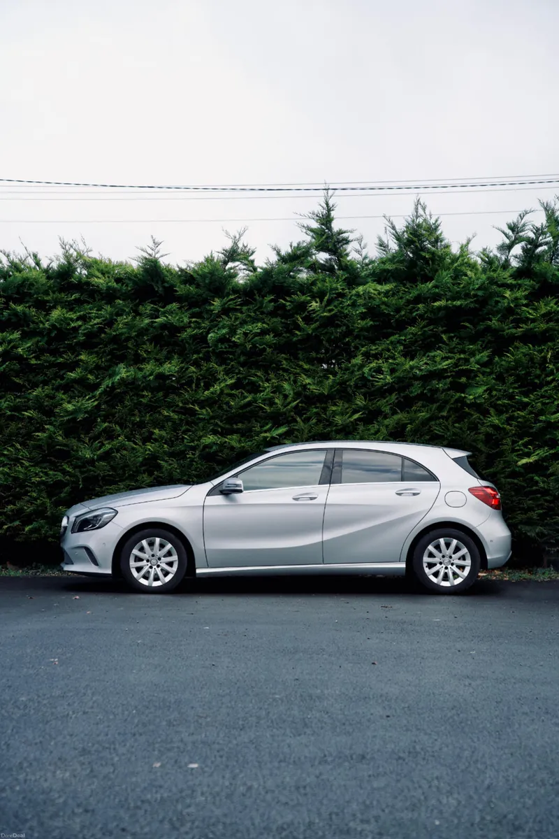 🌟 Mercedes Benz  A180 2016 With Low Mileage 🌟 - Image 2