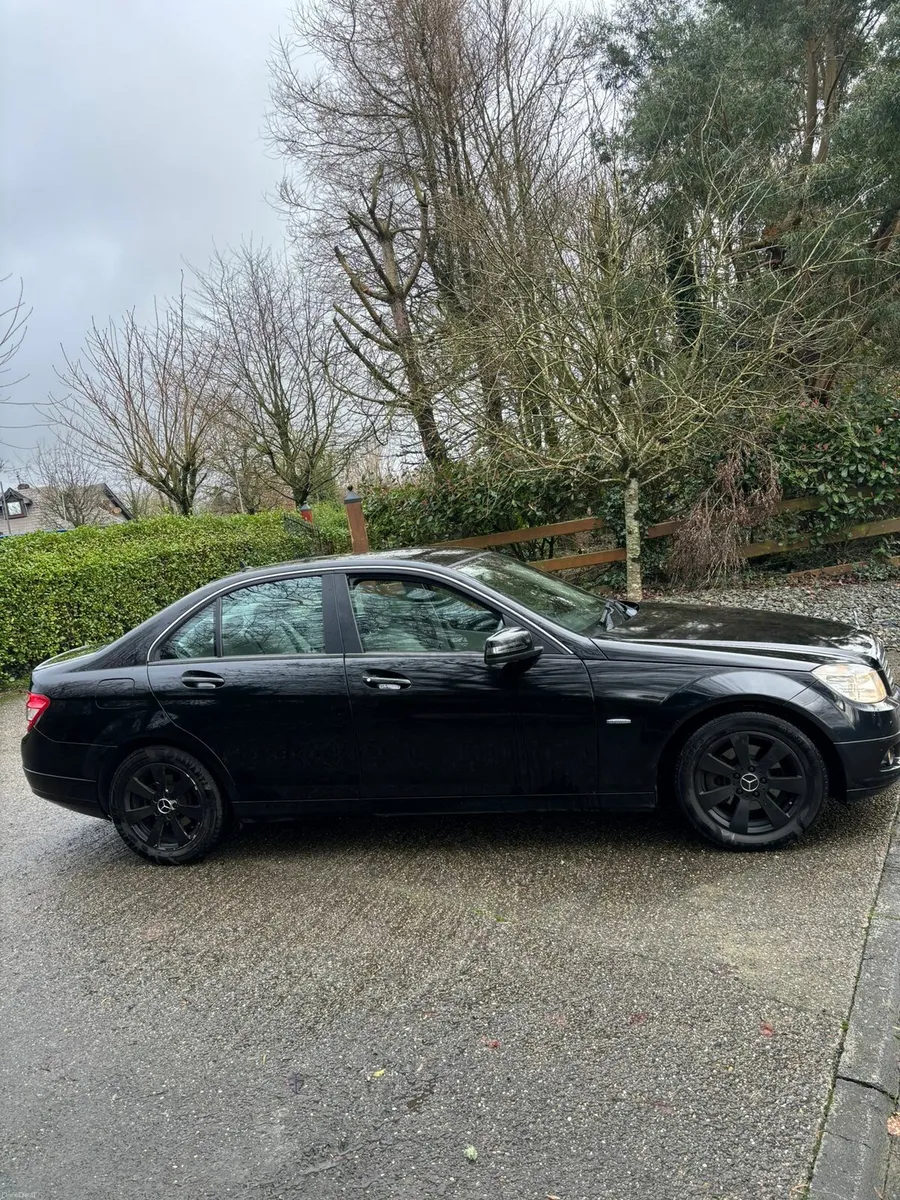 11 Mercedes c 200 Cdi Nct and Taxed - Image 3