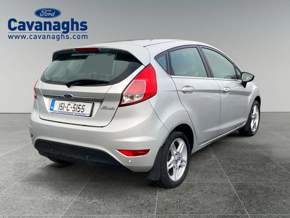 2015 FORD Fiesta 1.25 Titanium 60PS - Image 4