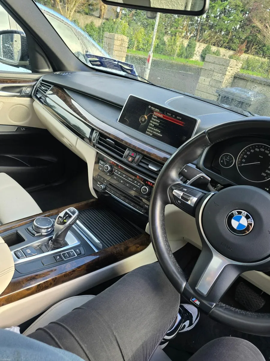 BMW X5 **Msport** 2015 - Image 2