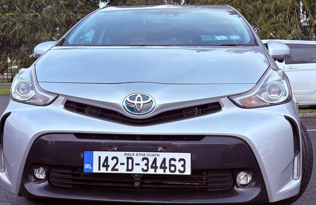 Toyota Prius 2014 - 7 Seater - Image 1