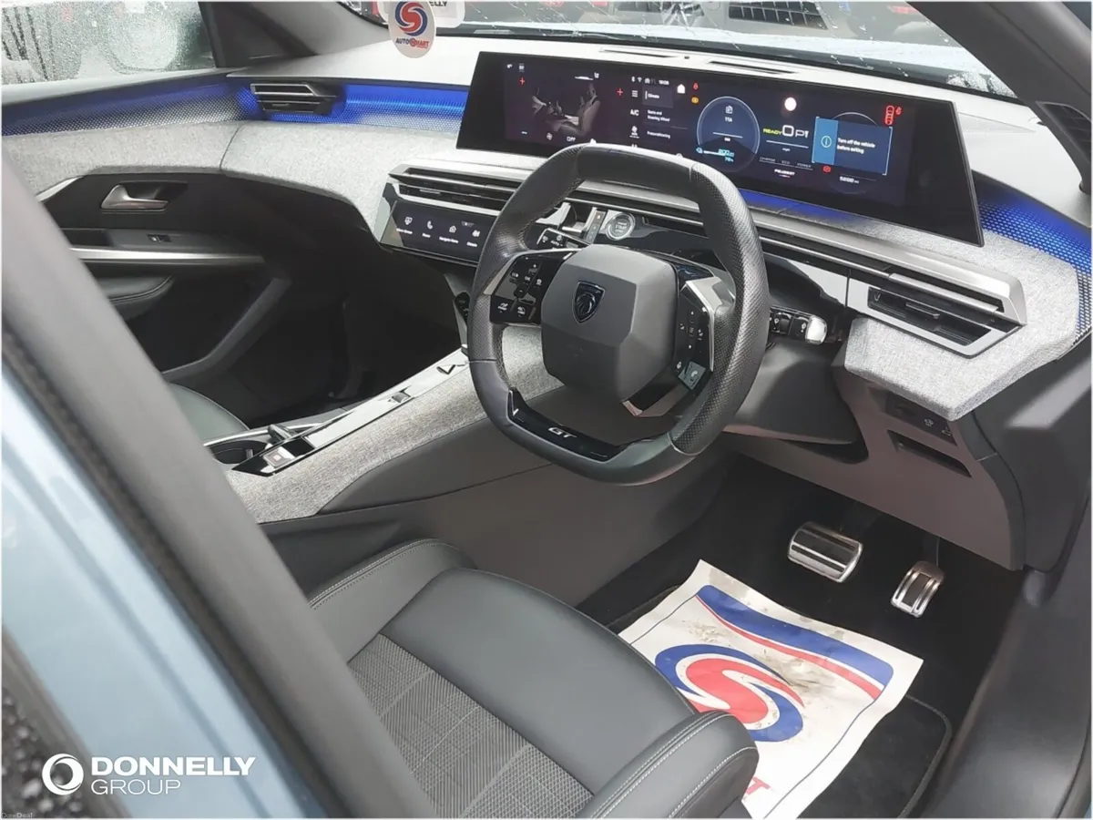 Peugeot 3008 E- Electric Estate GT - Image 4