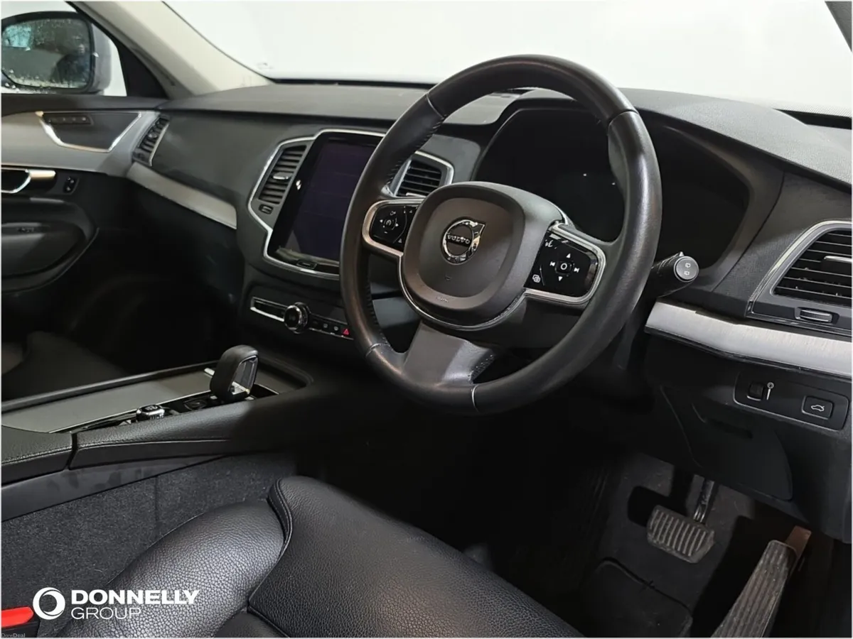 Volvo XC90 Estate Momentum - Image 4