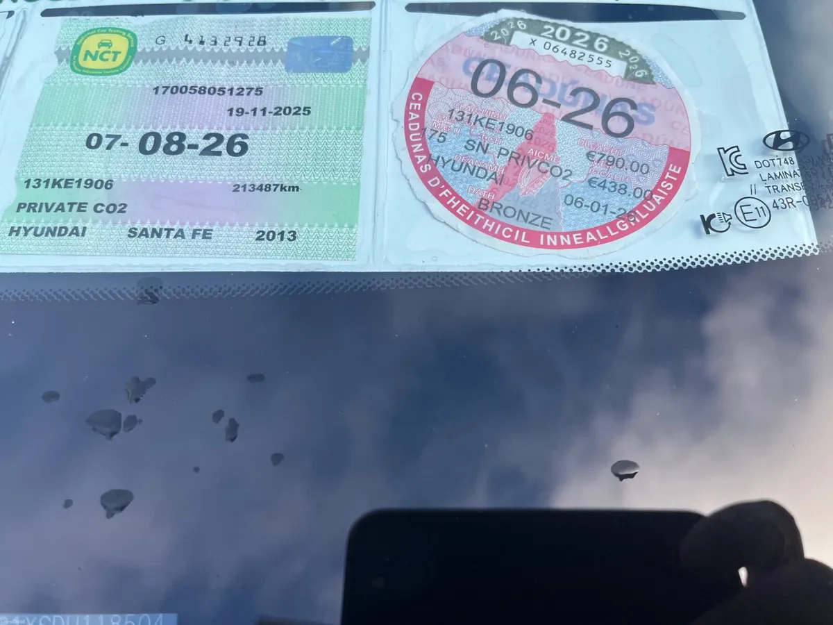 Hyundai Santa Fe 2013 Auto 4x4 7 seater - Image 2