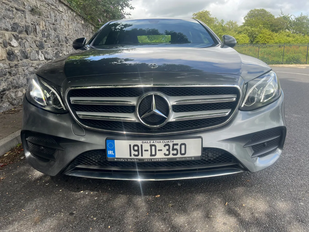 Mercedes-Benz E-Class 2019 AMG LINE 220D AUTO - Image 4