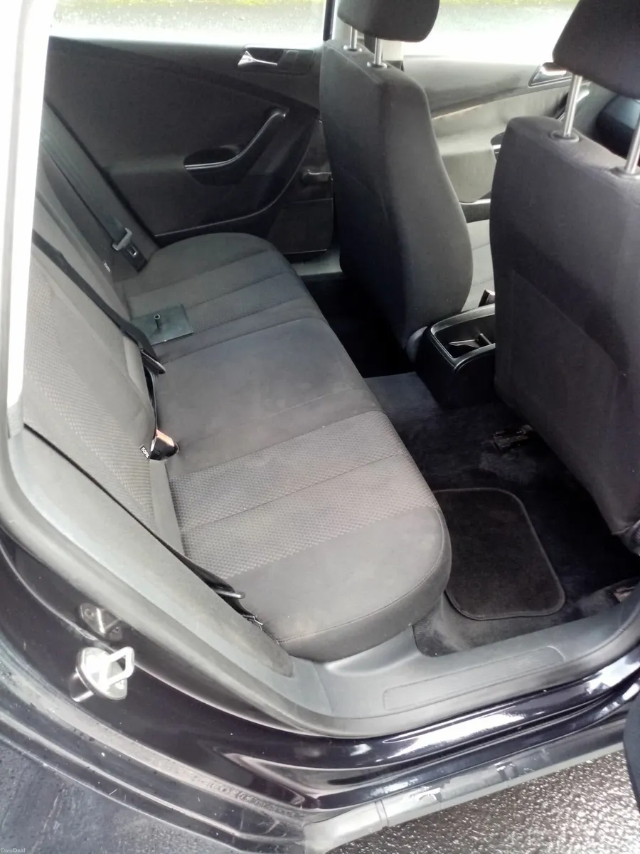 Volkswagen Passat 2008 - Image 3