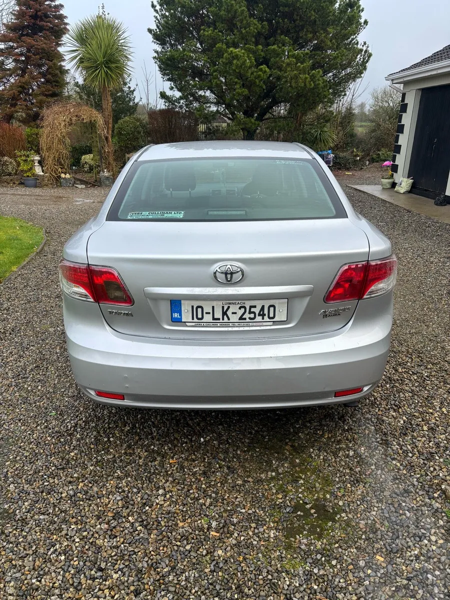 Toyota Avensis - Image 1