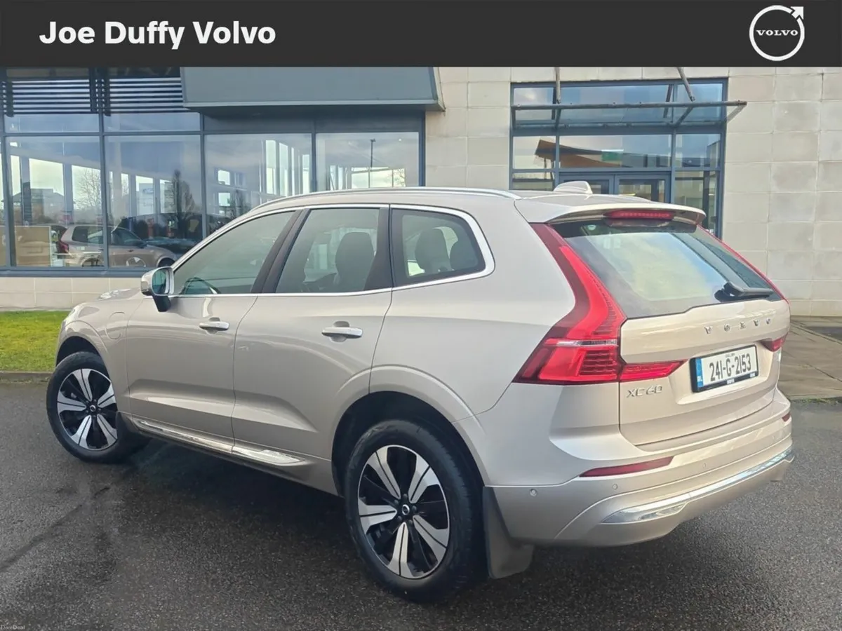 Volvo XC60 T6 Recharge PHEV 350hp AT8 Plus Bright - Image 3