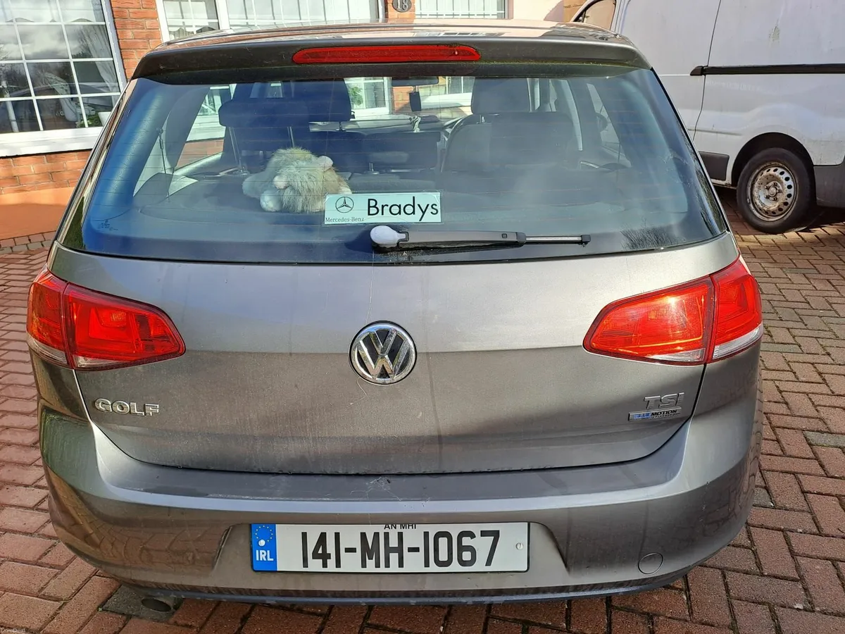 Volkswagen Golf 2014 - Image 2