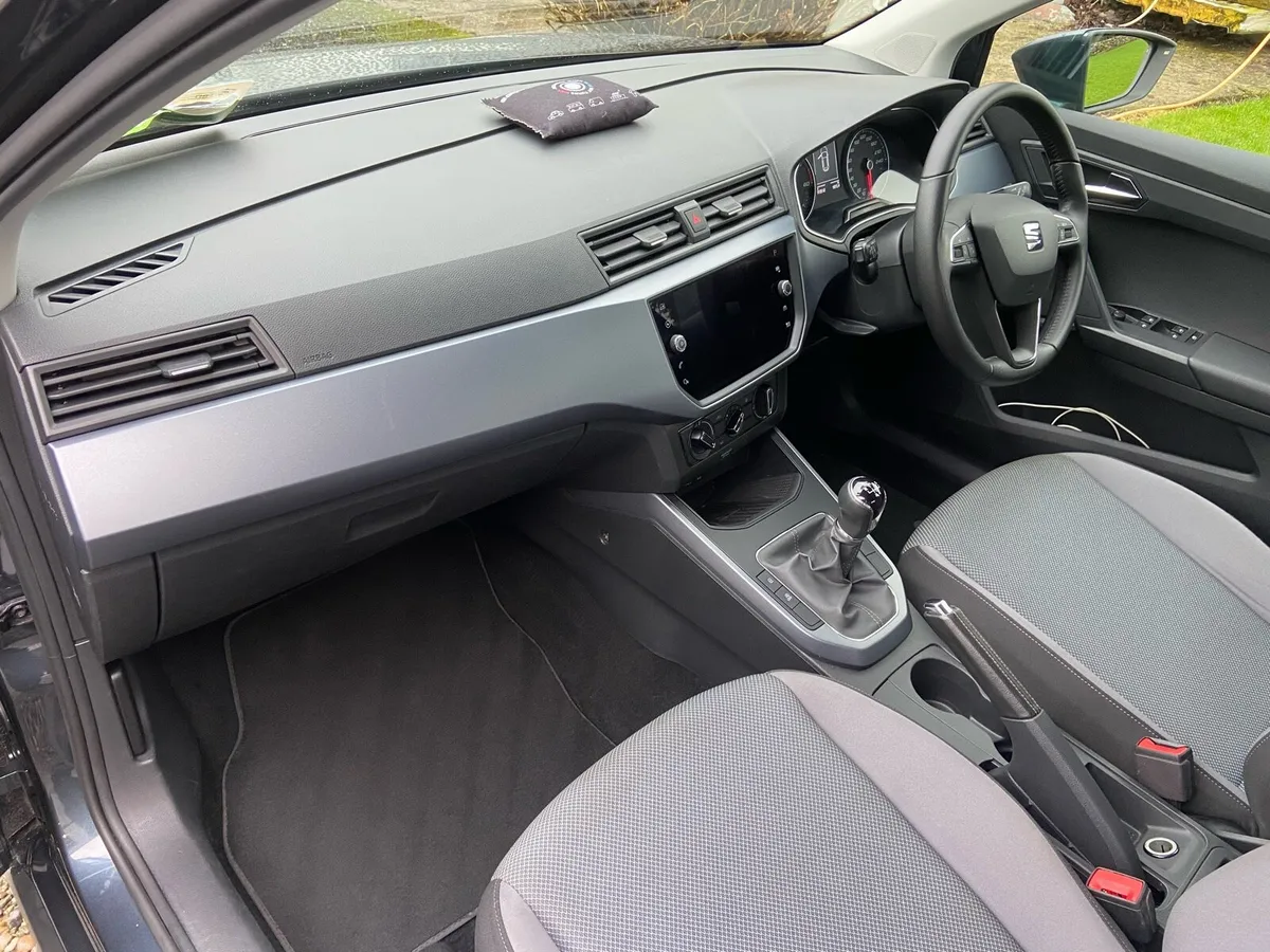 Seat Arona - Image 2