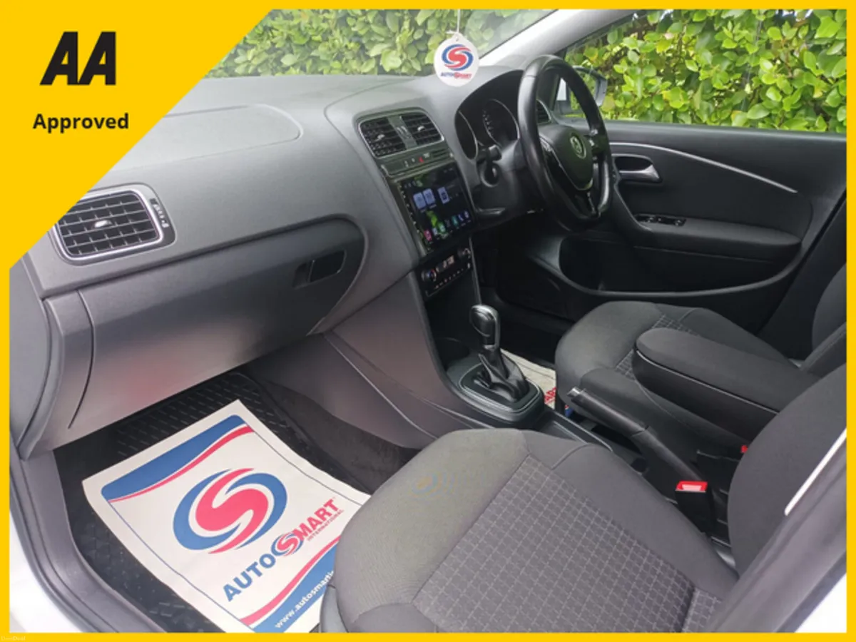 VOLKSWAGEN POLO 1.2 TSI COMFORTLINE AUTO, 2017 - Image 2