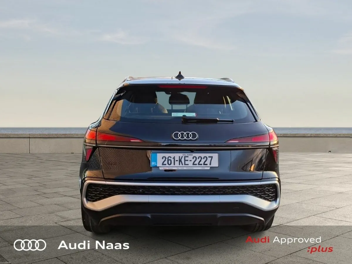 Audi Q3 Q3 SB 35 TDI 150 S-T S line - Image 3