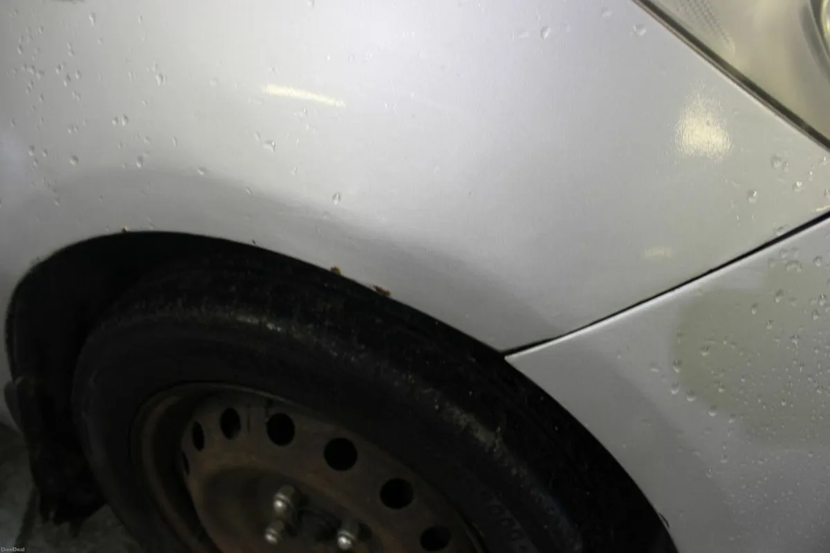 Toyota Yaris 1.0 VVT-I Luna MY06- TENDER 45 - Image 3