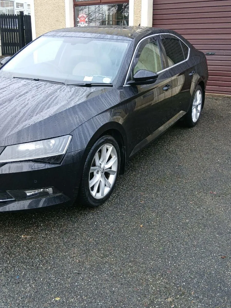 172 Skoda Superb 2 lt diesel - Image 3