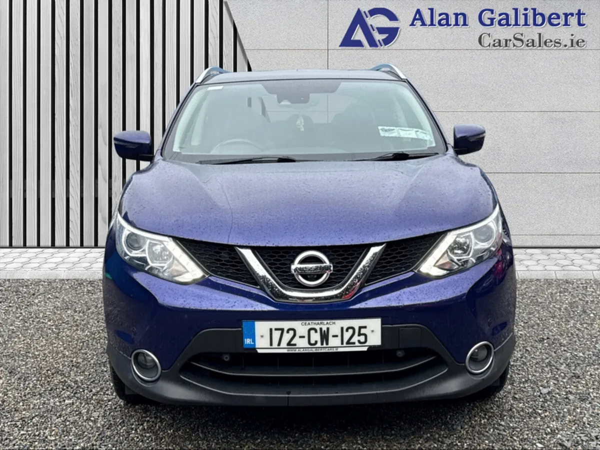 Nissan Qashqai 1.2 SV PREMIUM '17 4DR - Image 4