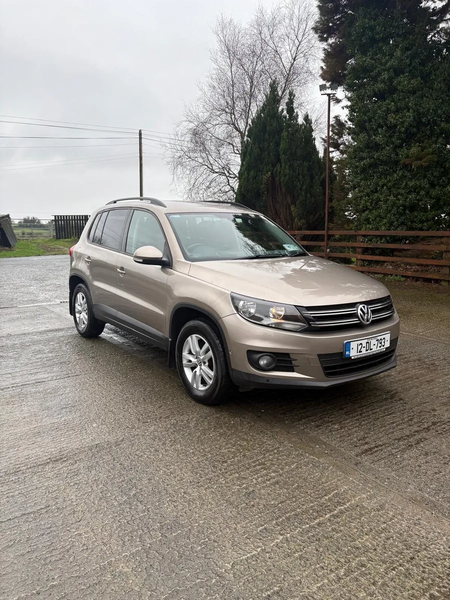 2012 Gold VW Tiguan 2.0 tdi Diesel - Image 1