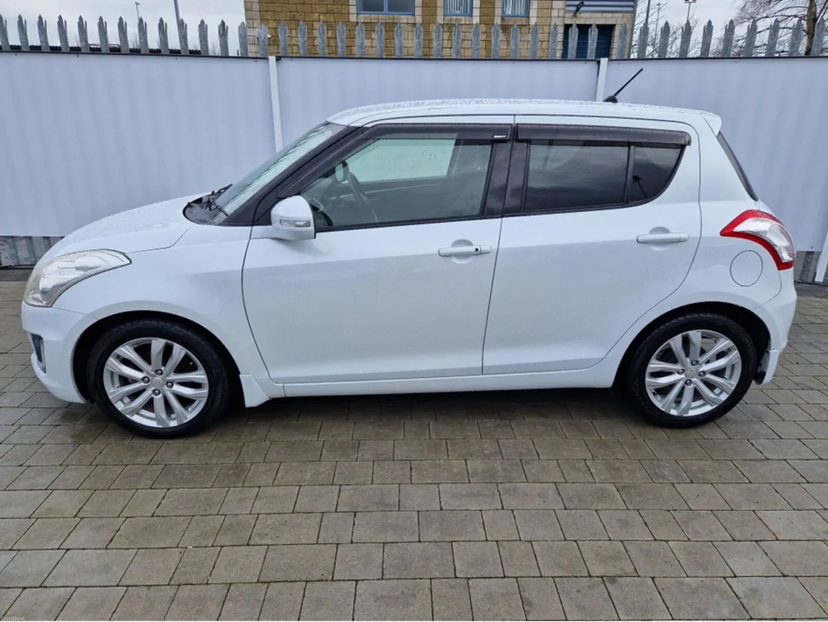 Suzuki Swift 1.2 PETROL AUTO - Image 4