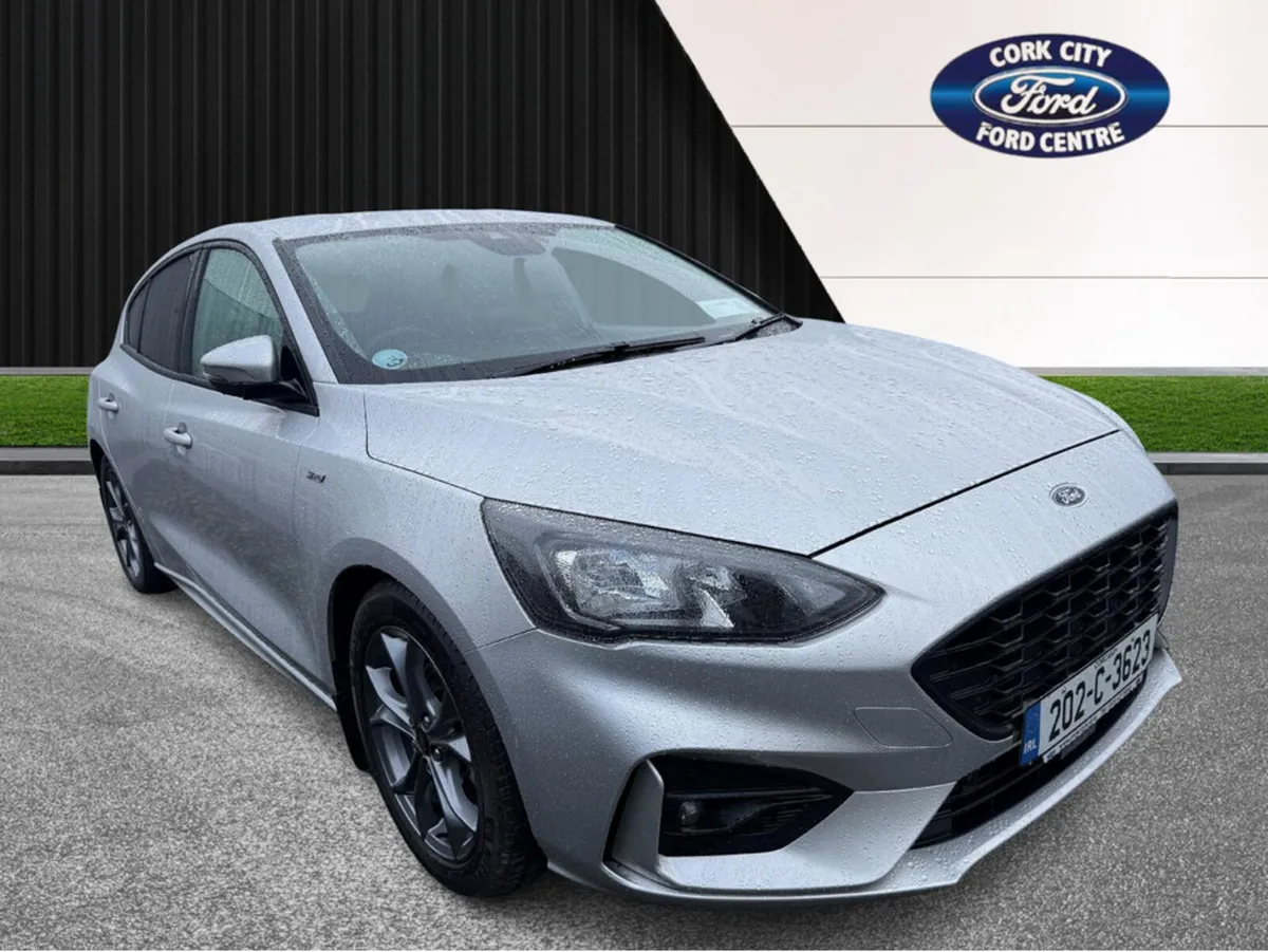 Ford Focus ST-LINE EDITION 5DR 1.5 TD 120 M6 - Image 1