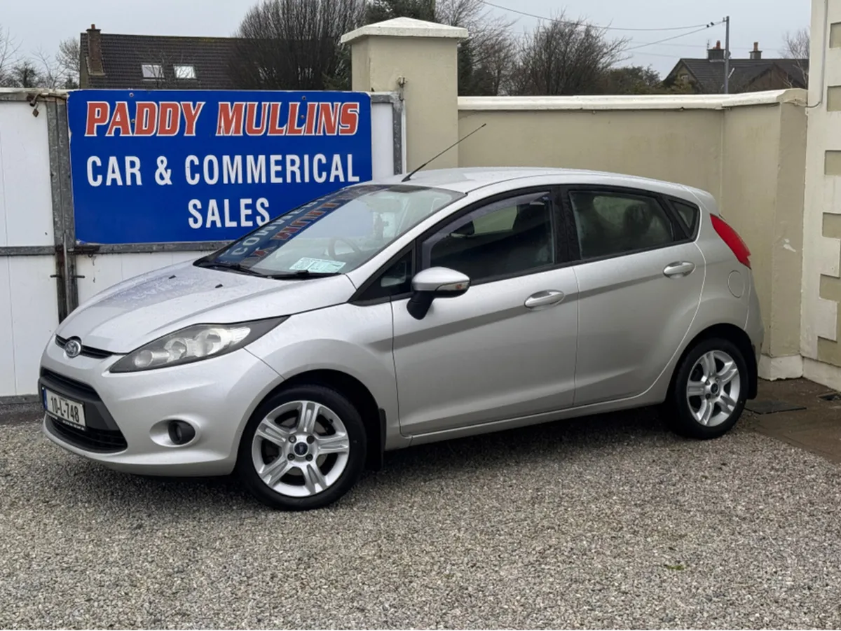 Ford Fiesta STYLE 1.25 82PS 5DR - Image 3