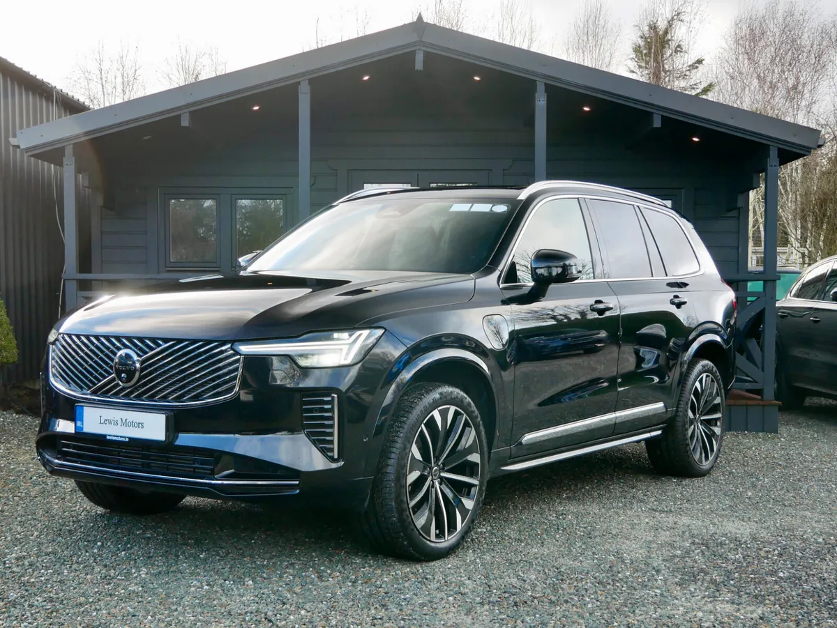 2025 Volvo XC90 T8 ULTRA BRIGHT HUGE SPEC - Image 3