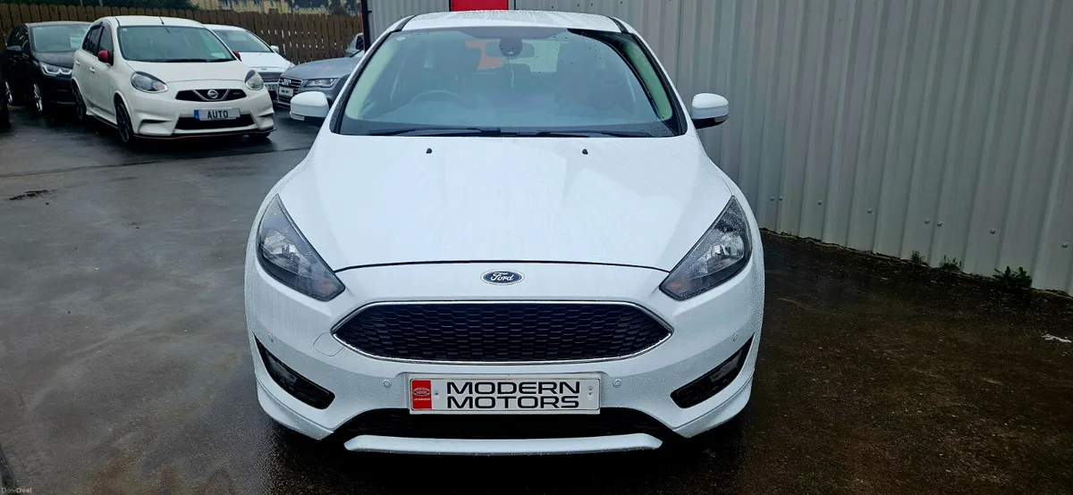 Ford Focus zetec-s 1.0 eco 125bhp low miles - Image 3