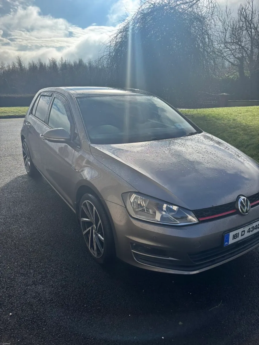 2016 Volkswagen Golf Lounge Model - Image 1