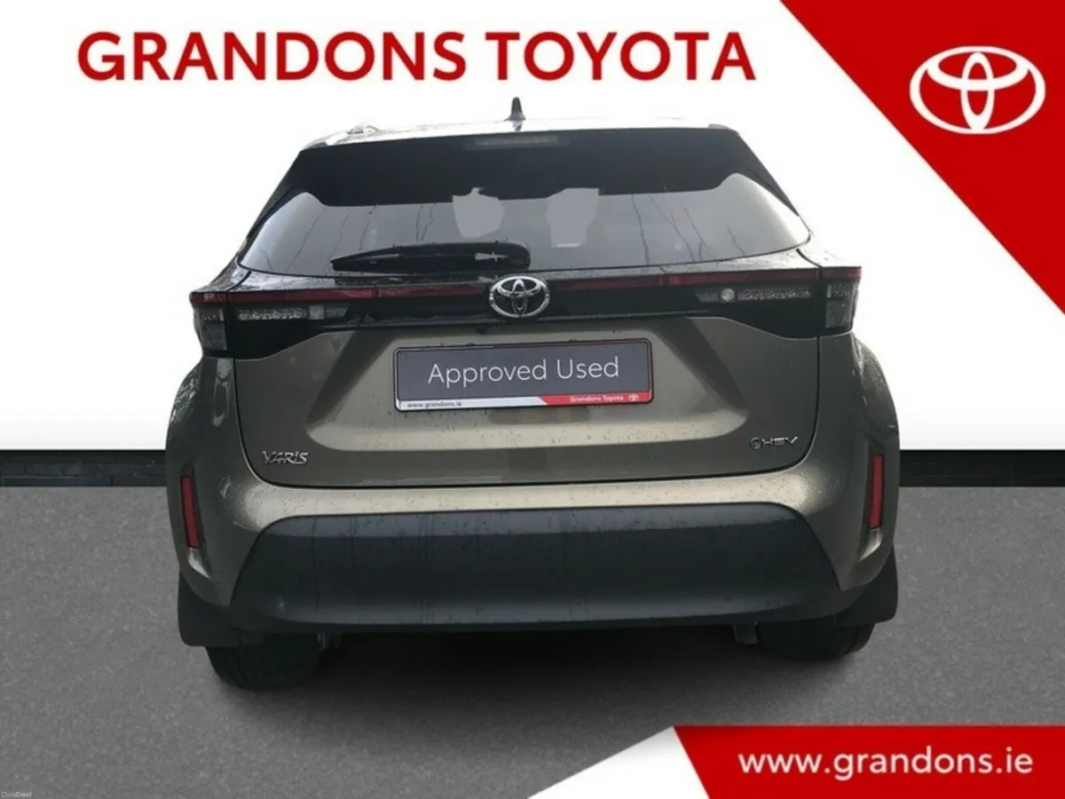 Toyota Yaris Cross LUNA SPORT BI-TONE - GRANDONS - Image 4