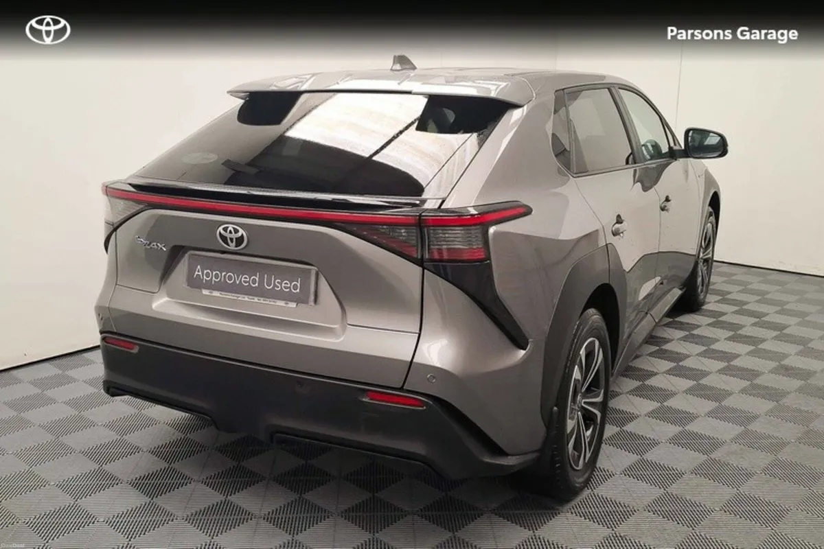 Toyota bZ4X - Image 2