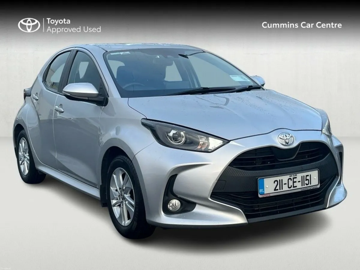Toyota Yaris 1.0 LUNA 4DR - Image 1