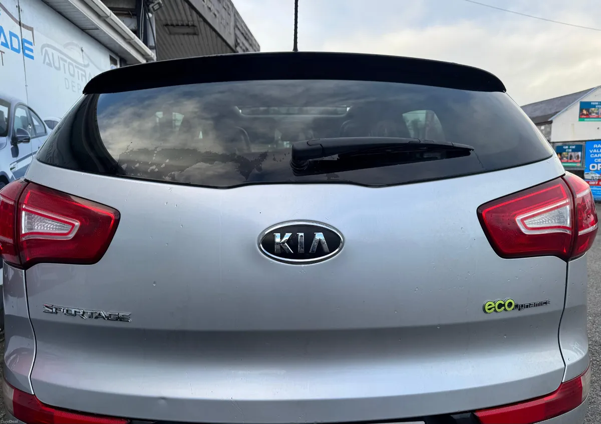 KIA SPORTAGE  TOP SPEC - Image 4