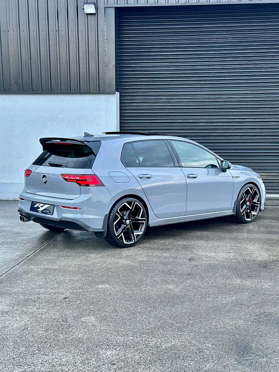 2024 VOLKSWAGEN GOLF GTD 200 DSG - Image 3