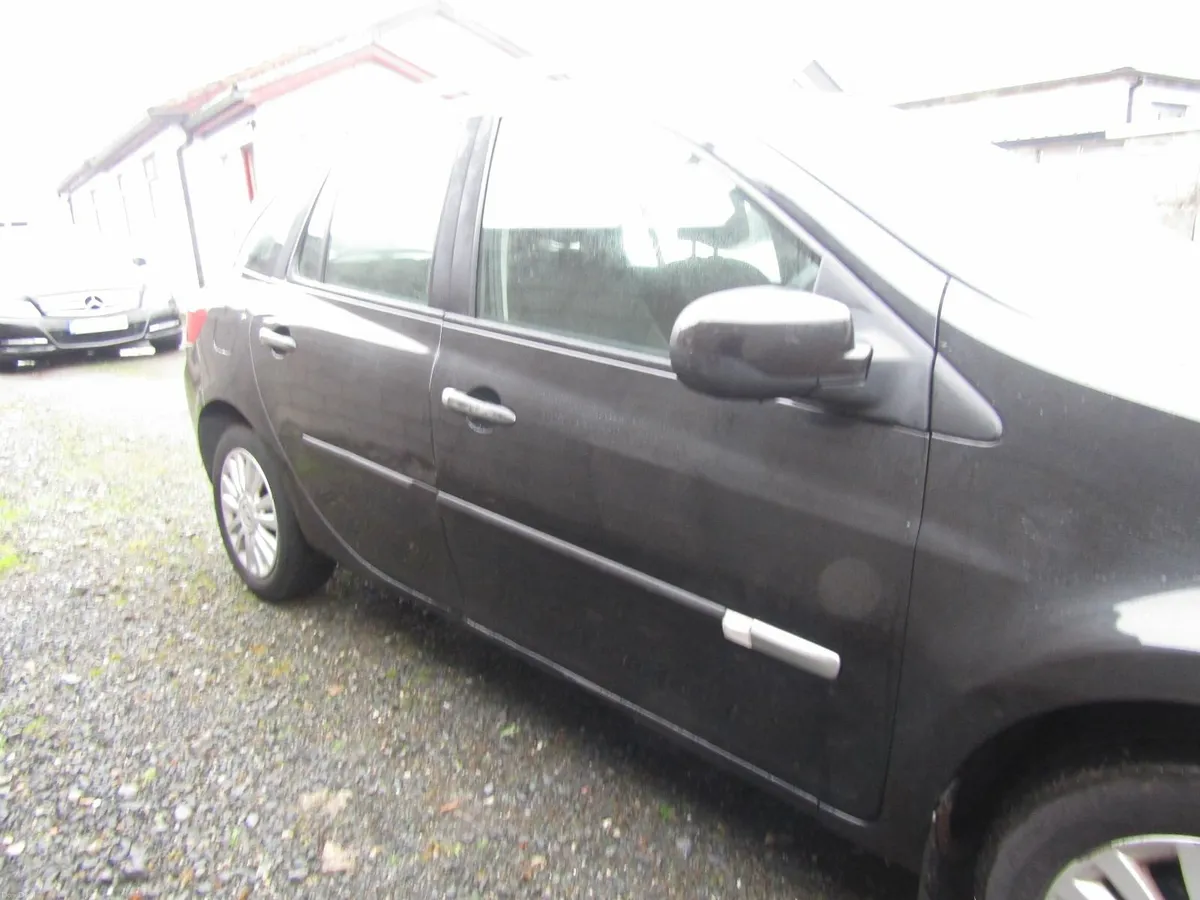 Renault grand Clio 2010 - Image 3